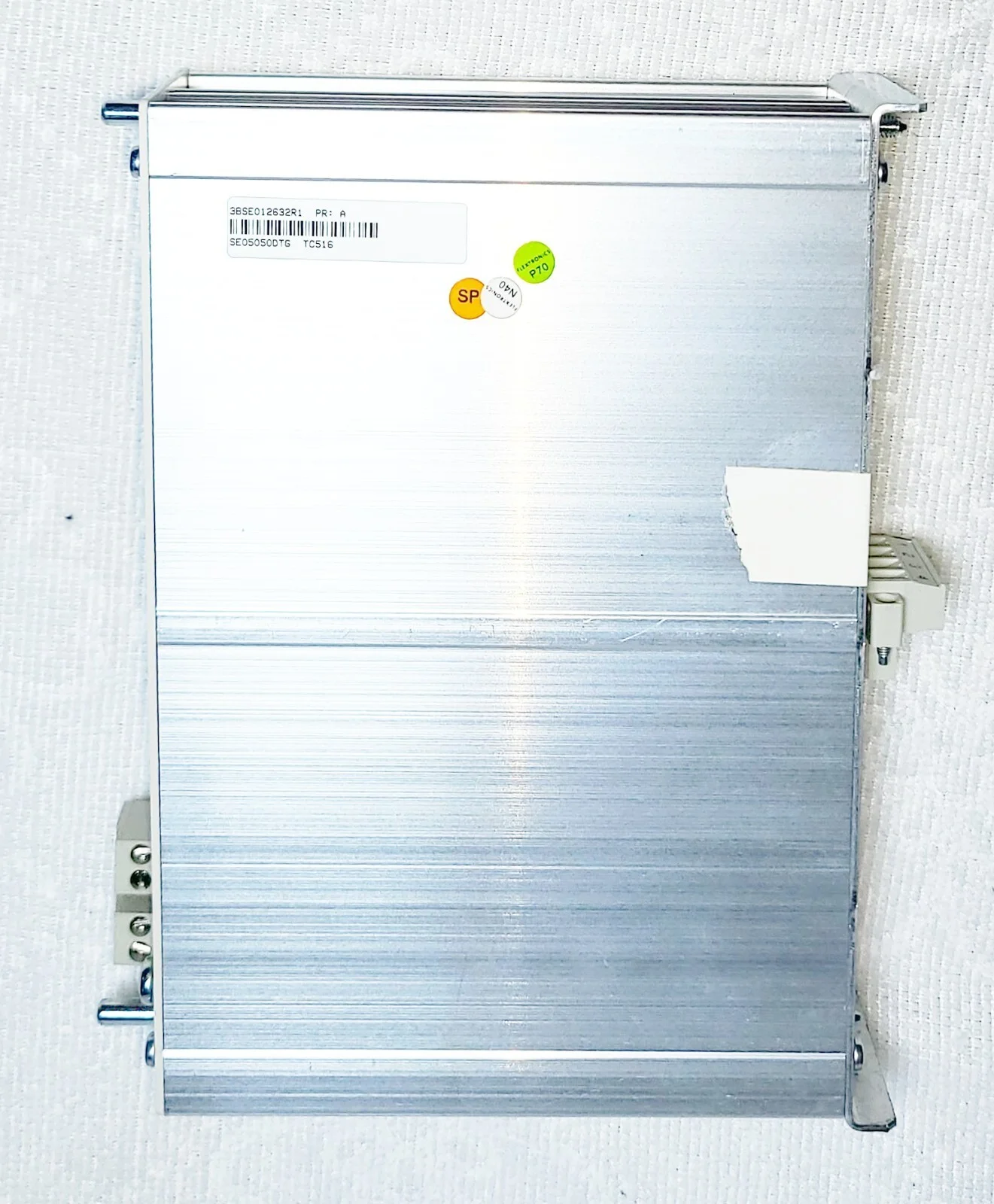 ABB TC516 RS-485 Twisted-Pair Modem 3BSE012632R1 – front view