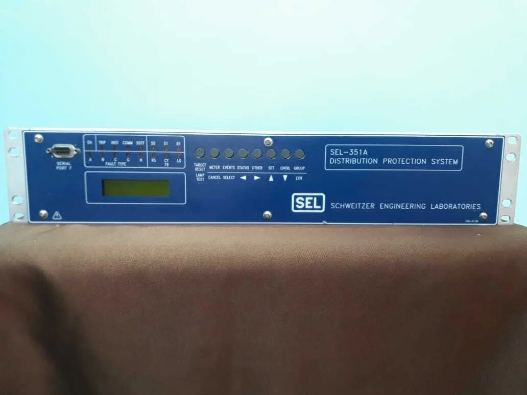 Schweitzer SEL-351A Distribution Protection Relay 0351A00H24554X1 – front view